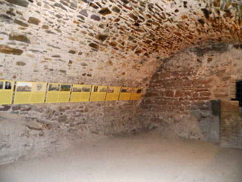 tl_files/Fotos/Giebichenstein/Oberburg-Giebichenstein-Gewoelbekeller-small-IMG-6977.jpg